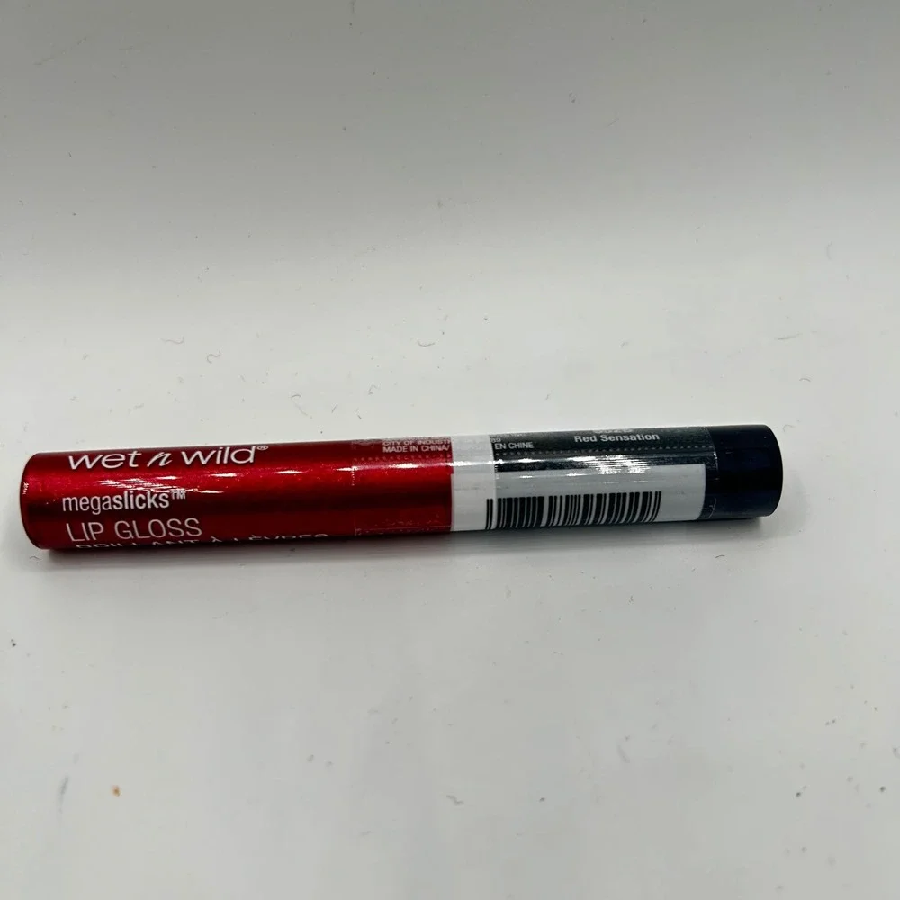 Wet n Wild Megaslicks Lip Gloss Red Sensation New High Shine Shimmer 5522 Red